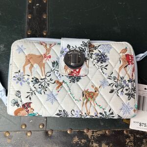 Vera Bradley RFID Turnlock Wallet - #74 New With Tags Merry Mischief Snow Day